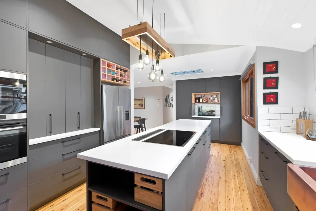 Stylish Modern Kitchen in Bensville 3 02 r