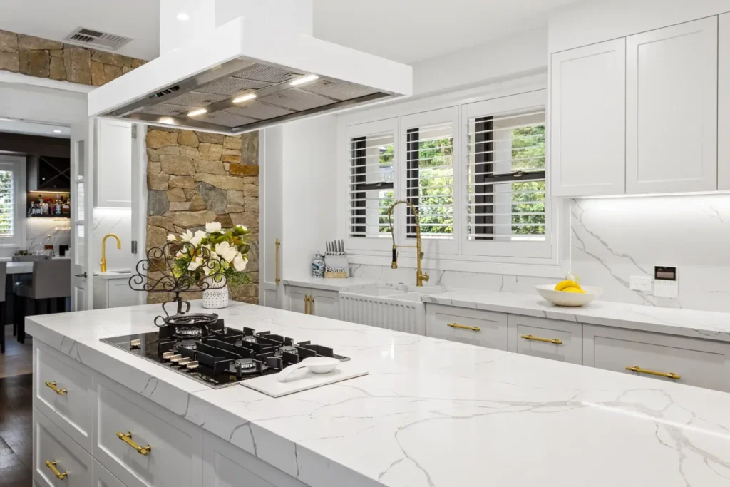 Sophisticated Coastal Kitchen in Terrigal 1 S2U 4674