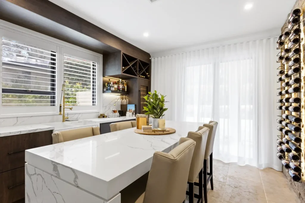 Sophisticated Coastal Kitchen in Terrigal 3 S2U 4746
