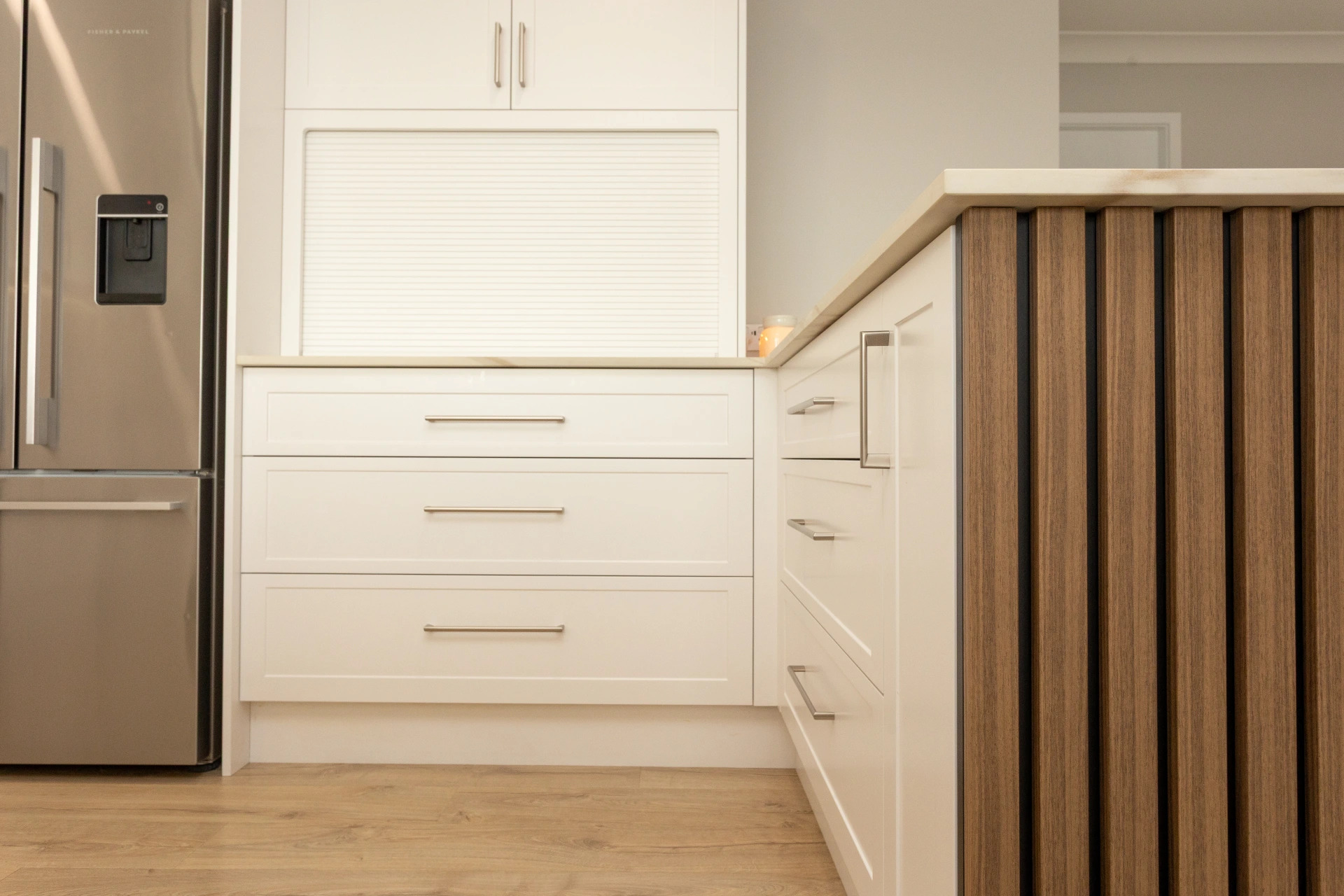 Award-Worthy Hampton Kitchen in Saratoga 3 Award-Worthy Hampton Kitchen in Saratoga 7